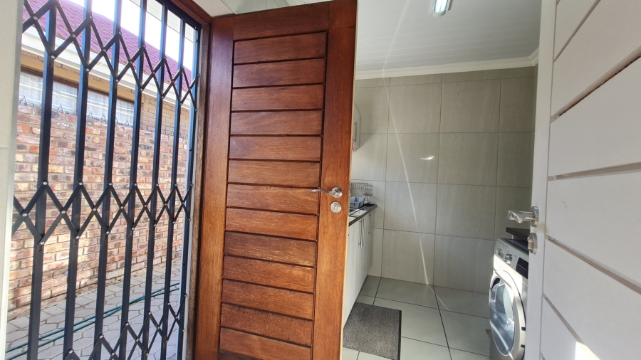 3 Bedroom Property for Sale in Dana Bay Western Cape
